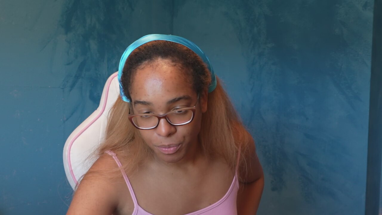 CaitlinCoxxx