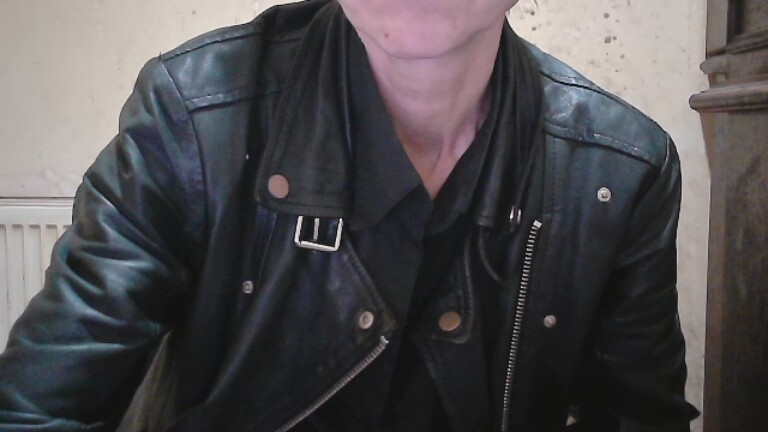 yougeny's Streamate show and profile