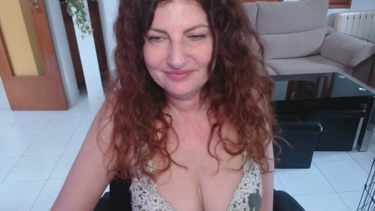 SabrinaDeep's Streamate show and profile