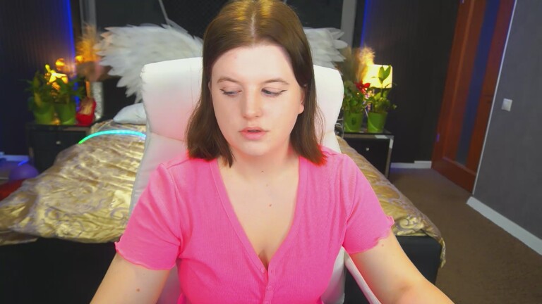 KristiMoons's Streamate show and profile