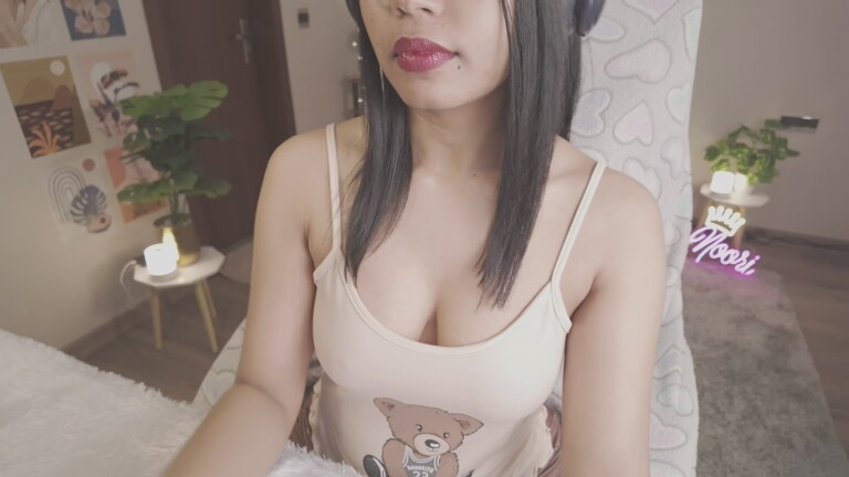 NaughtyNoori's Streamate show and profile