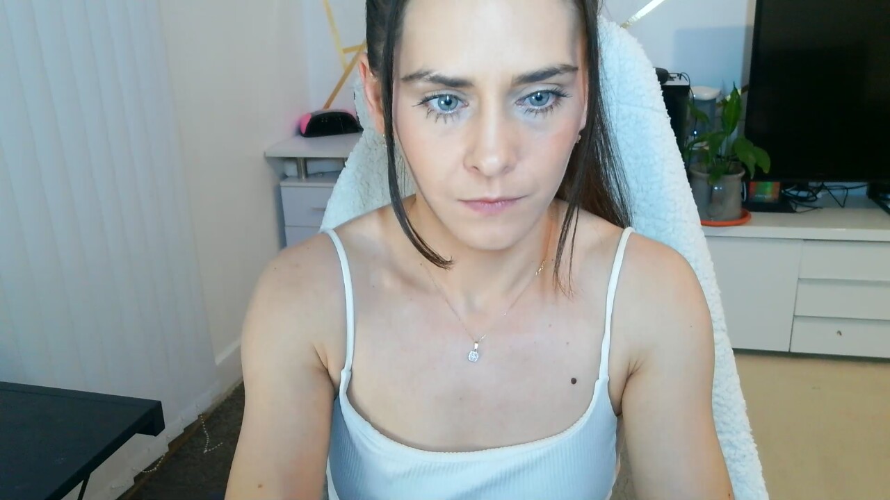 KhalessiNessyhot