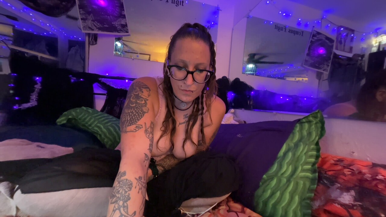 FeralLux33x