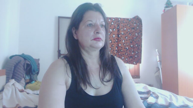 ExtasyMature's Streamate show and profile