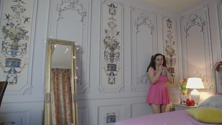 HAZELs's Streamate show and profile