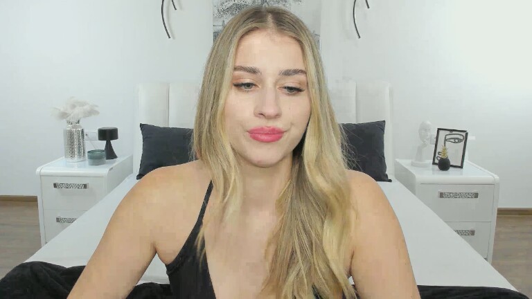 AlisAnne's Streamate show and profile