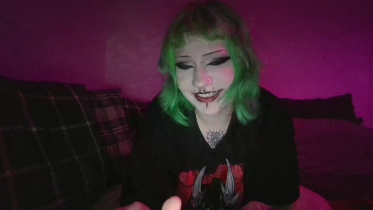 GothicLuna's Streamate show and profile